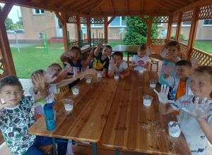 Obraz wyróżniający aktualność