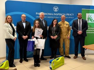 Obraz wyróżniający aktualność