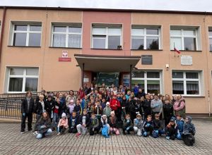 Obraz wyróżniający aktualność