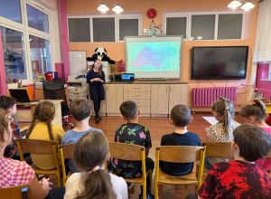 Obraz wyróżniający aktualność