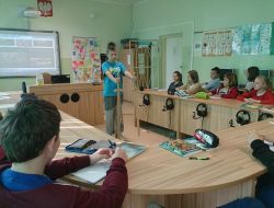 Obraz wyróżniający aktualność