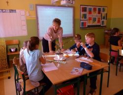 Obraz wyróżniający aktualność