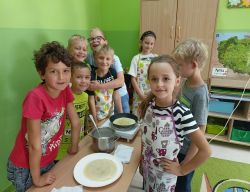 Obraz wyróżniający aktualność