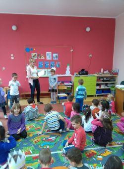 Obraz wyróżniający aktualność