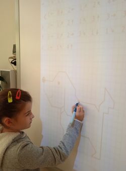 Obraz wyróżniający aktualność