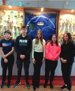 Obraz wyróżniający aktualność