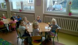 Obraz wyróżniający aktualność