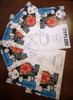 Obraz wyróżniający aktualność