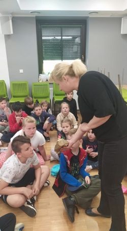 Obraz wyróżniający aktualność