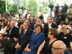 Obraz wyróżniający aktualność