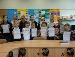 Obraz wyróżniający aktualność