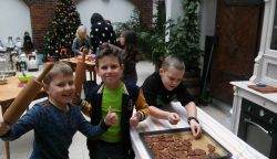 Obraz wyróżniający aktualność