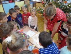 Obraz wyróżniający aktualność