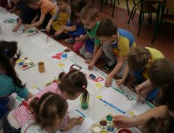 Obraz wyróżniający aktualność