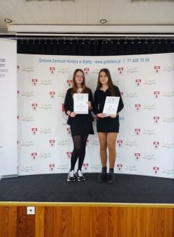 Obraz wyróżniający aktualność