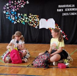 Obraz wyróżniający aktualność