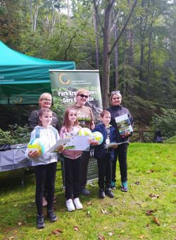 Obraz wyróżniający aktualność