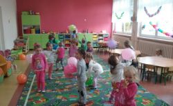 Obraz wyróżniający aktualność